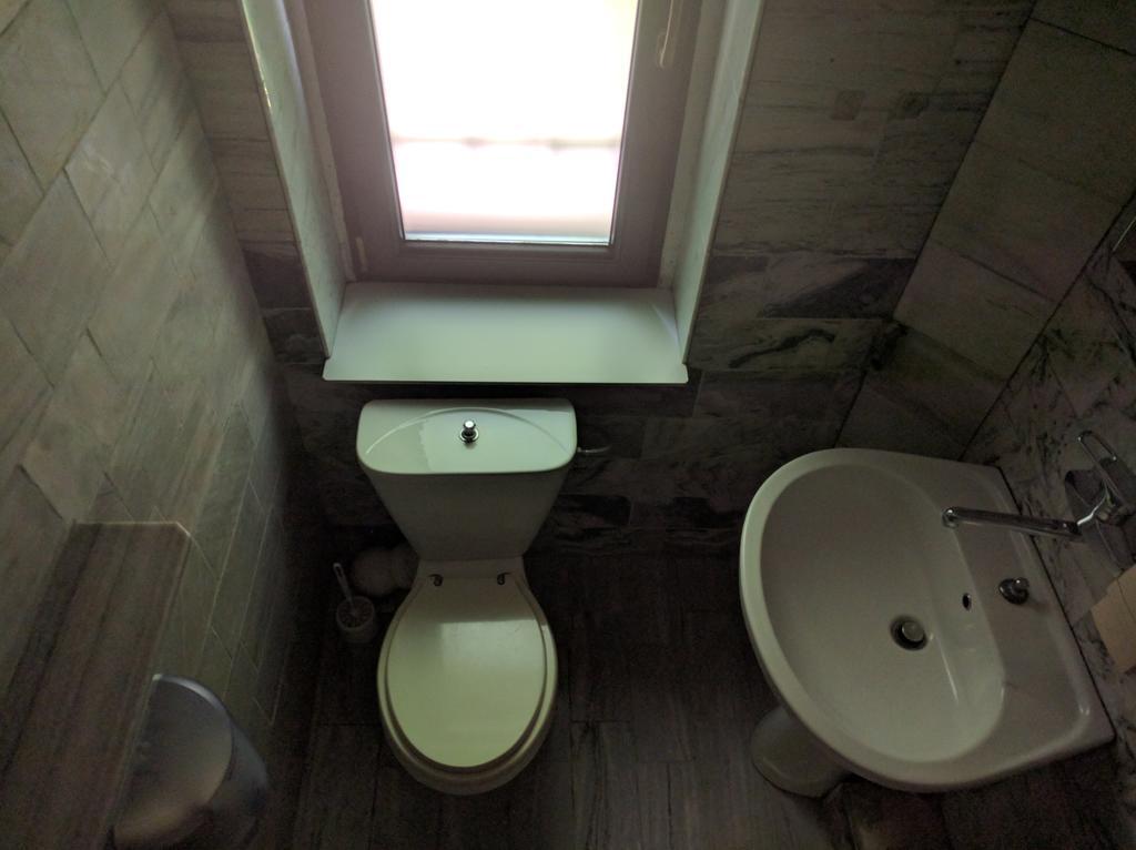 Hostel Drzymaly Познань Экстерьер фото